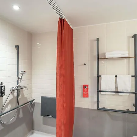 Ibis 17 Clichy-batignolles 3* Párizs