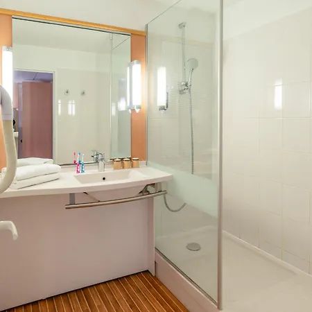 Ibis 17 Clichy-batignolles Paris