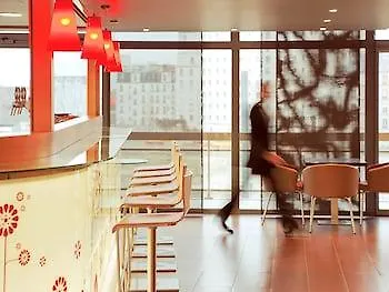 Ibis 17 Clichy-batignolles Hotel Paryż