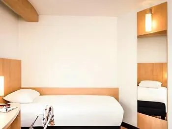 Ibis 17 Clichy-batignolles