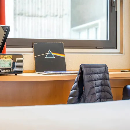 Ibis 17 Clichy-batignolles Hotel Paris