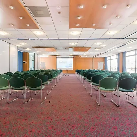 Ibis 17 Clichy-batignolles Отель