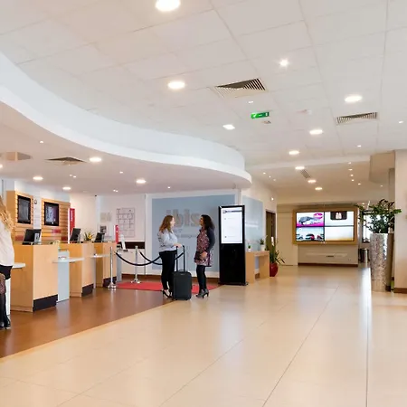 Ibis 17 Clichy-batignolles Hotel