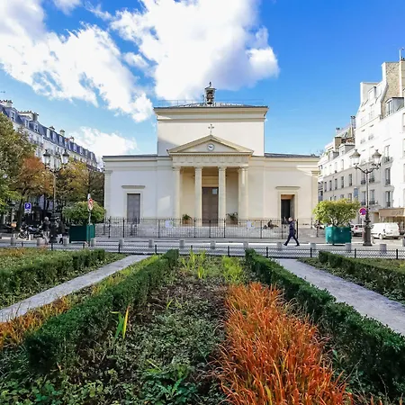Ibis 17 Clichy-batignolles Hotel