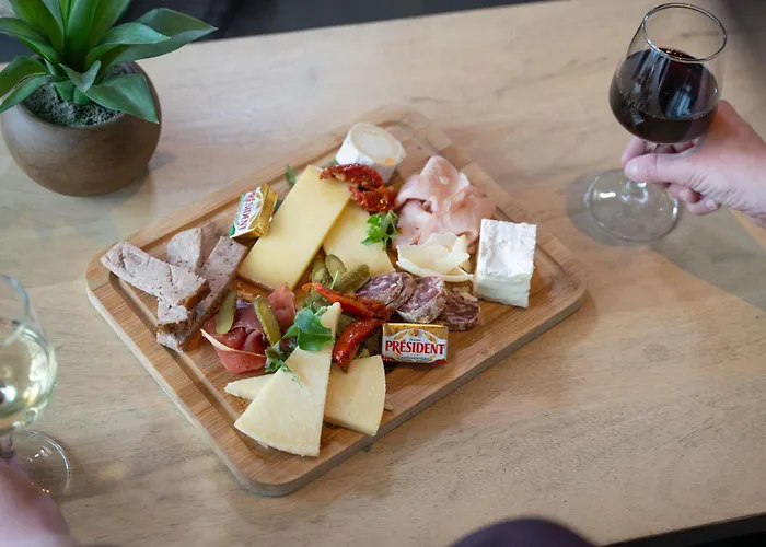 ホテル Ibis 17 Clichy-batignolles 3*