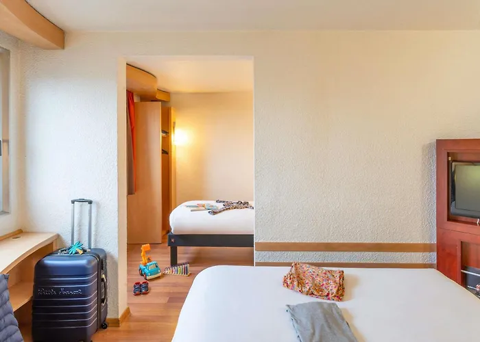 Ibis 17 Clichy-batignolles ホテル