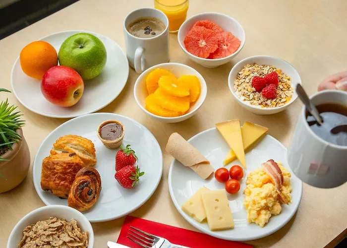 ホテル Ibis 17 Clichy-batignolles 3*