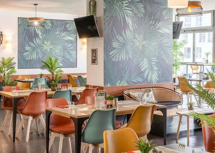 Ibis 17 Clichy-batignolles ホテル 3*