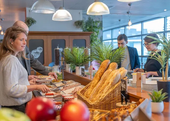 ホテル Ibis 17 Clichy-batignolles 3*