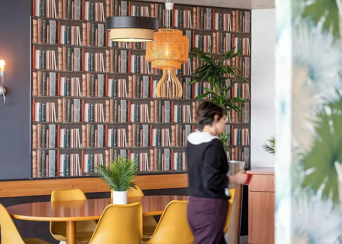 ホテル Ibis 17 Clichy-batignolles 3*