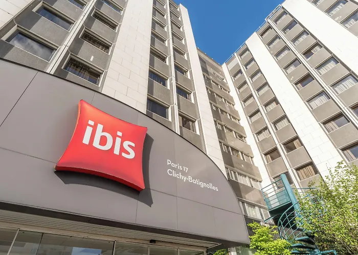 Ibis 17 Clichy-batignolles ホテル 3*