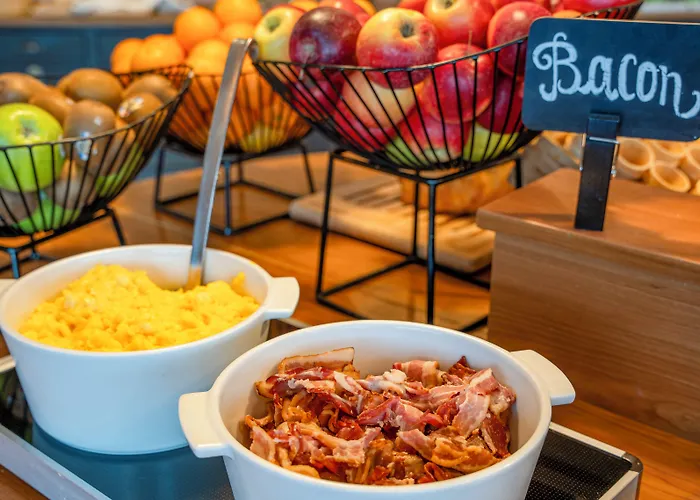 Ibis 17 Clichy-batignolles ホテル 3*