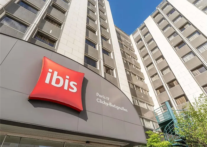Ibis 17 Clichy-batignolles ホテル 3*