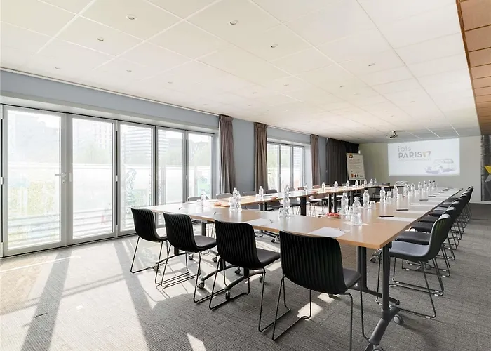 Ibis 17 Clichy-batignolles 3* パリ