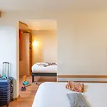 Ibis 17 Clichy-batignolles 호텔