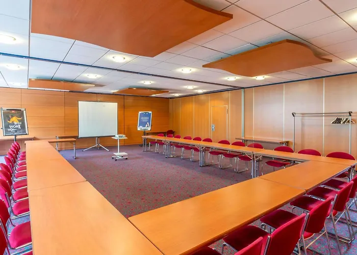Hotel Ibis 17 Clichy-batignolles 3*