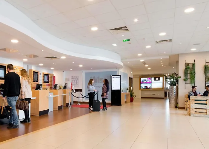 Hotel Ibis 17 Clichy-batignolles 3*